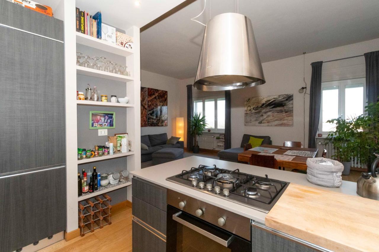 Charming Apartment With Parking! Turijn Buitenkant foto