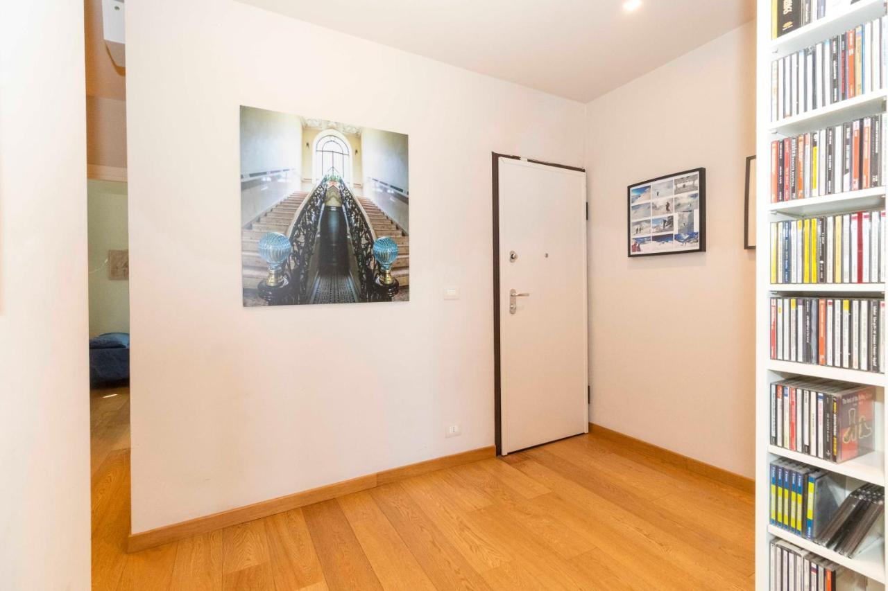 Charming Apartment With Parking! Turijn Buitenkant foto